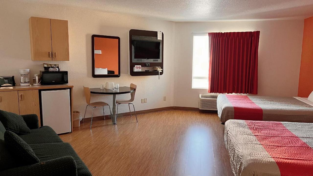 Motel 6-Regina, Sk المظهر الخارجي الصورة