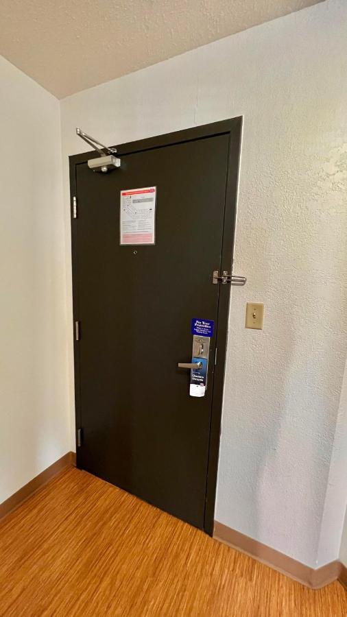 Motel 6-Regina, Sk المظهر الخارجي الصورة