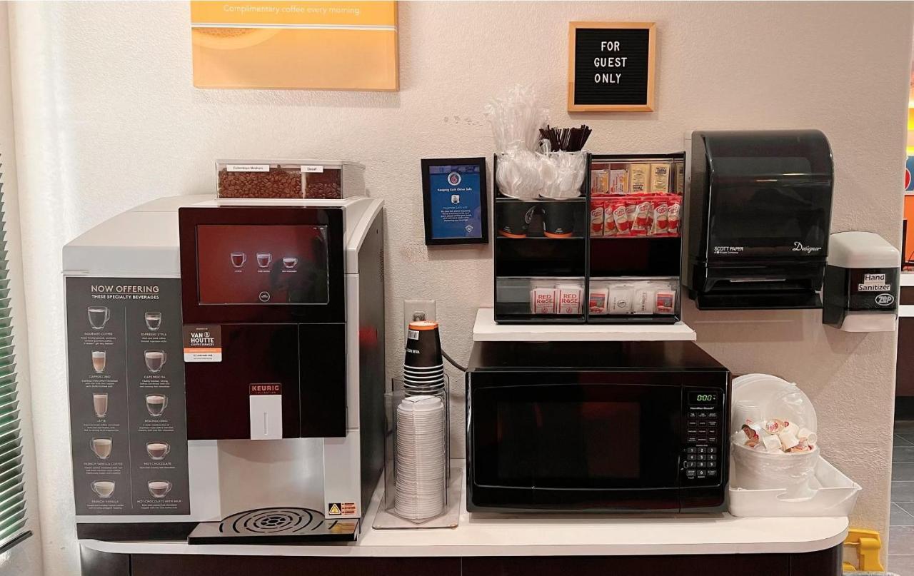 Motel 6-Regina, Sk المظهر الخارجي الصورة