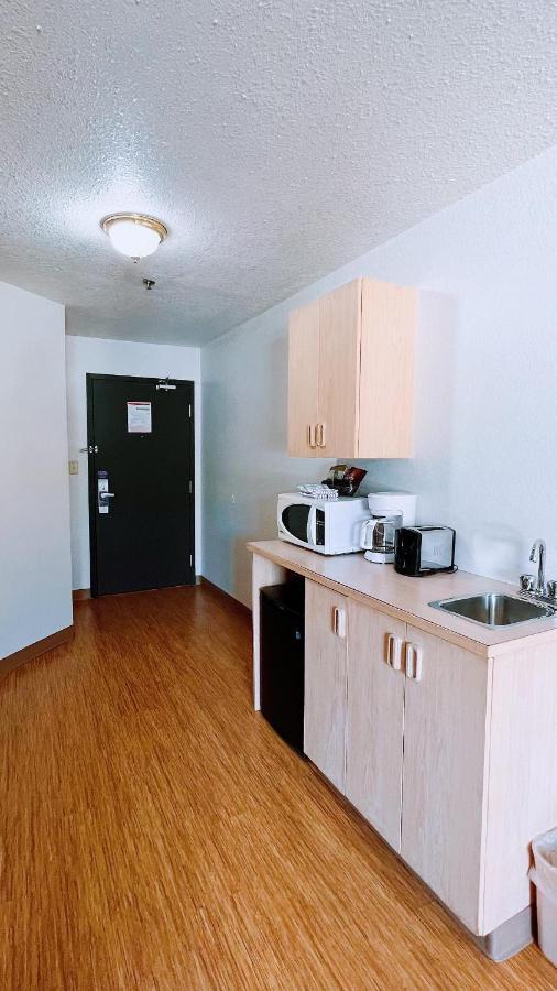 Motel 6-Regina, Sk المظهر الخارجي الصورة