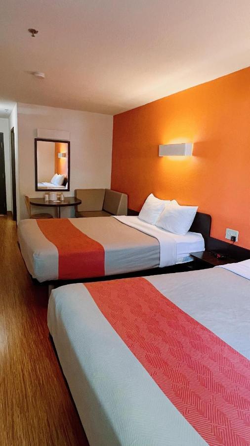 Motel 6-Regina, Sk المظهر الخارجي الصورة