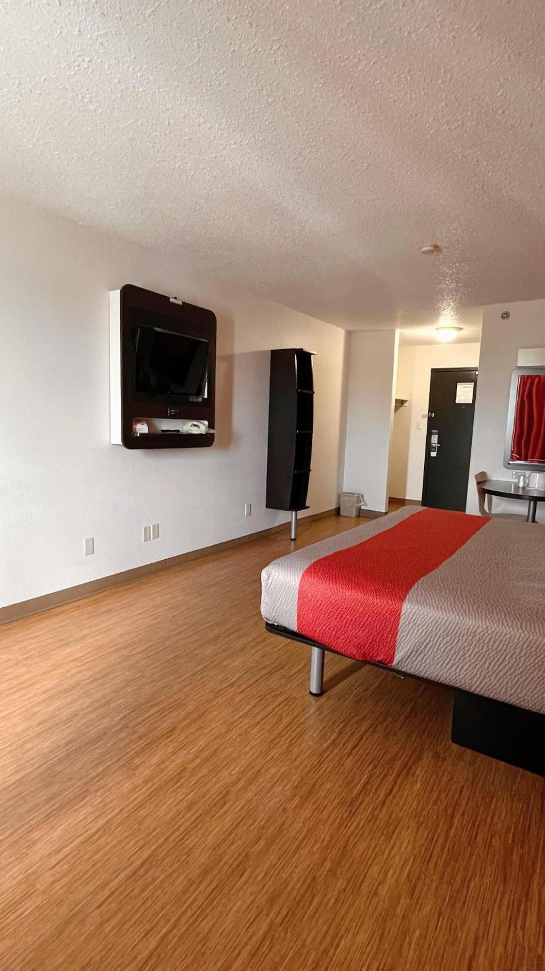 Motel 6-Regina, Sk المظهر الخارجي الصورة