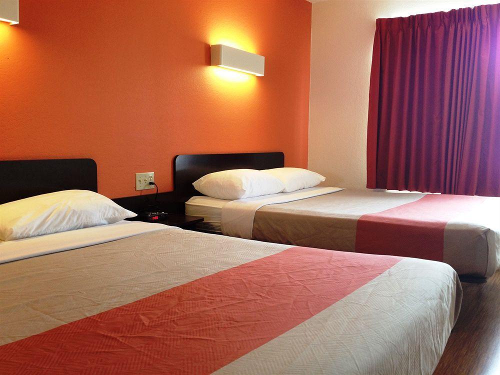 Motel 6-Regina, Sk المظهر الخارجي الصورة