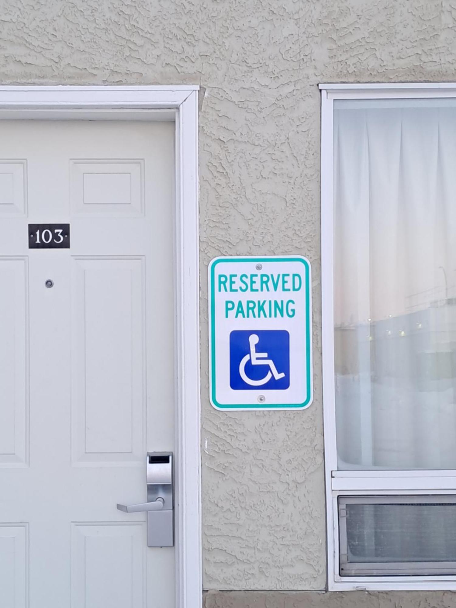 Motel 6-Regina, Sk المظهر الخارجي الصورة