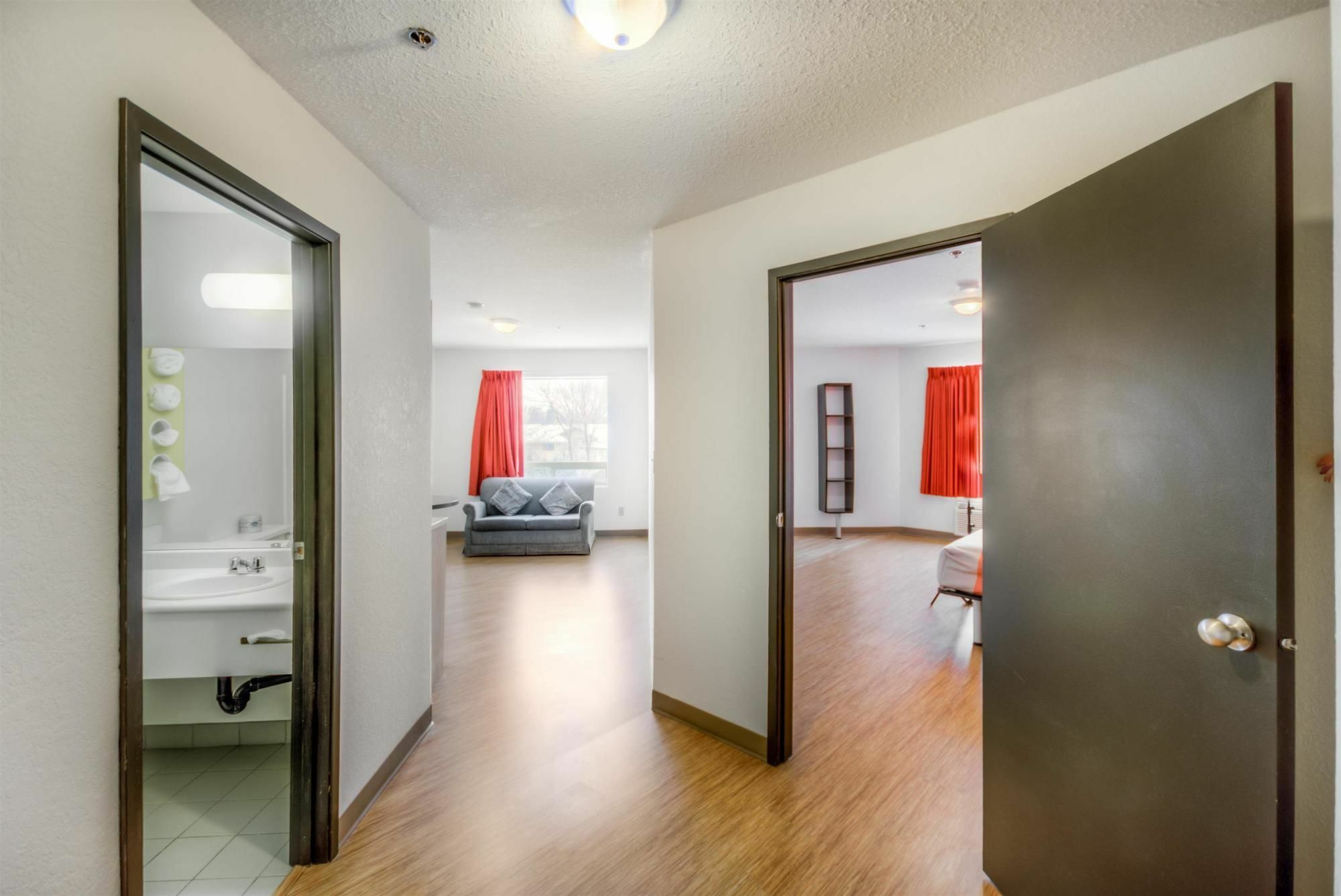 Motel 6-Regina, Sk المظهر الخارجي الصورة
