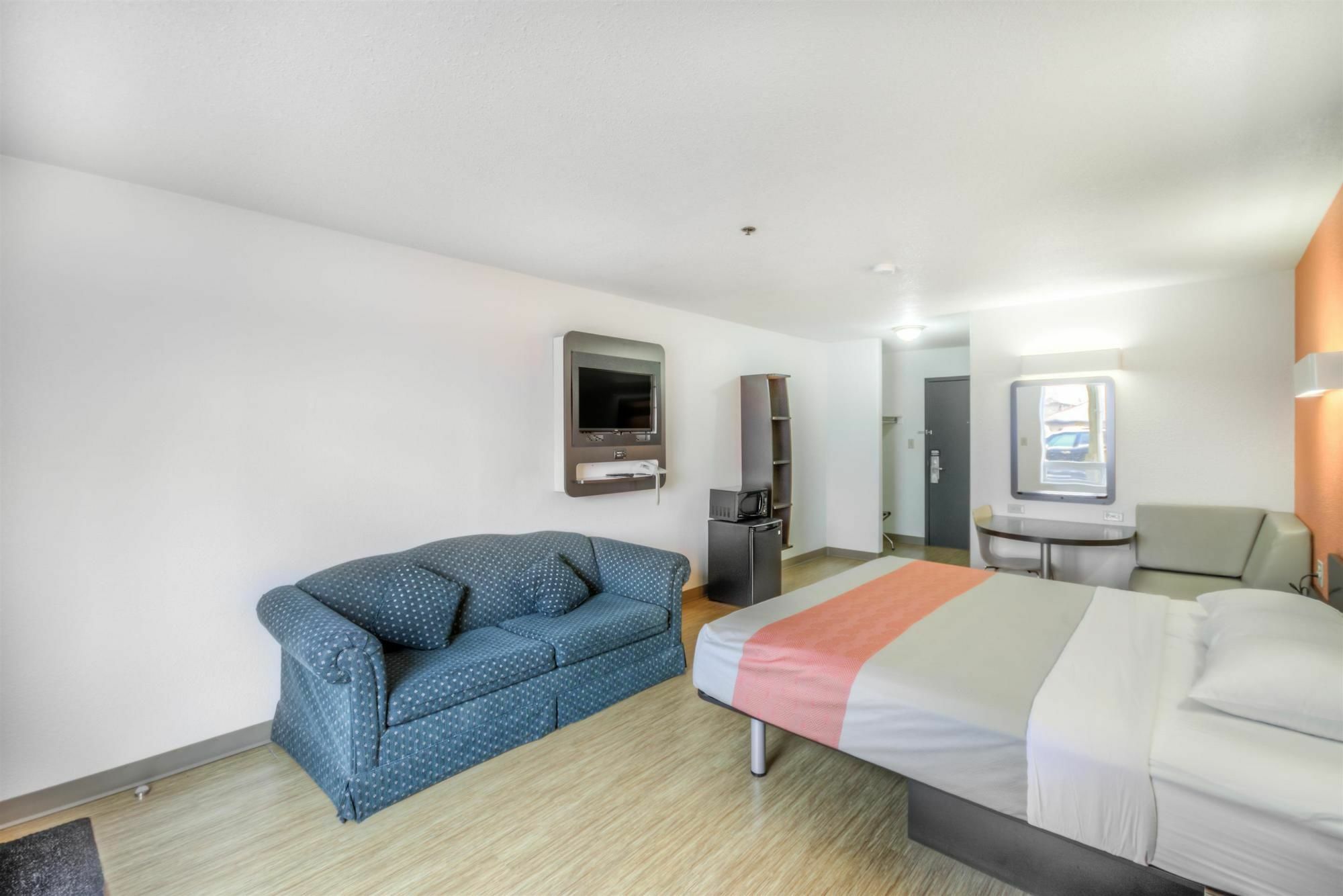 Motel 6-Regina, Sk المظهر الخارجي الصورة